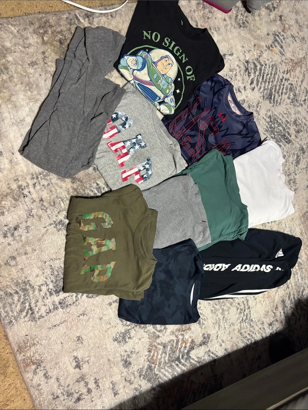 Boys tops x 10! 8/10